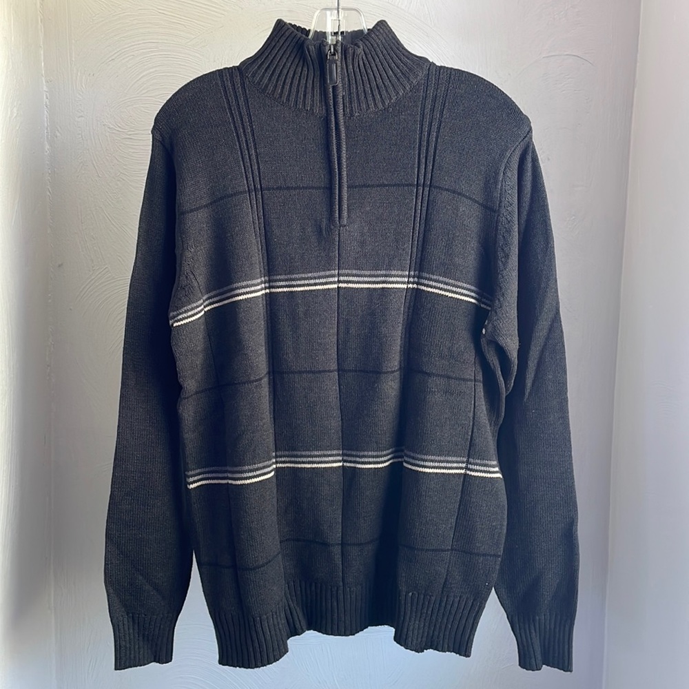 Oscar de la Renta comfortable charcoal checked quarter-zip, size M